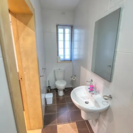 Beautifully Finished And Large Steps Away From Rocky Ddif1-1